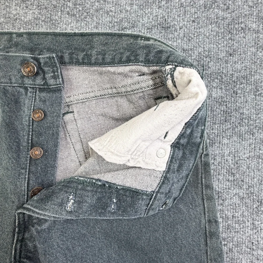 Vintage Levi's 701 Student Shorts Men's Gray Denim Frayed Hem USA Made -‎ 28X13